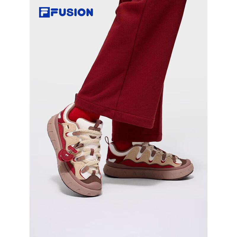 FILA FUSION PISA Valentine s Day Sneakers 70C