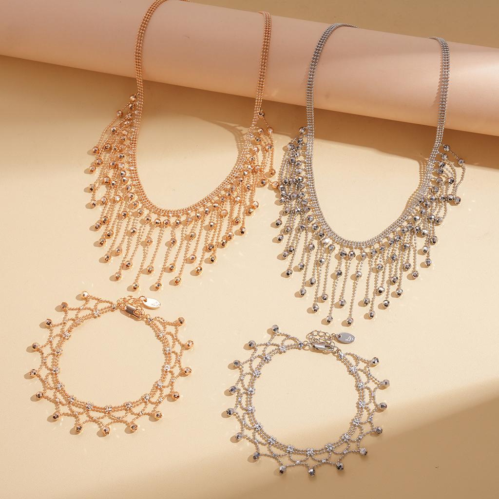 Line tassel necklace, personalized trend, simple collarbone chain design, sense of decoration