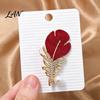 Alloy Feather Pin Faux Pearl Rhinestone Brooch, Decorative Lapel Clip Vintage Brooch for Women, Sweater Cardigan Coat Suit Jewelry Accessories