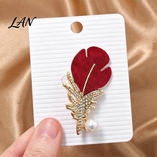 Alloy Feather Pin Faux Pearl Rhinestone Brooch, Decorative Lapel Clip Vintage Brooch for Women, Sweater Cardigan Coat Suit Jewelry Accessories