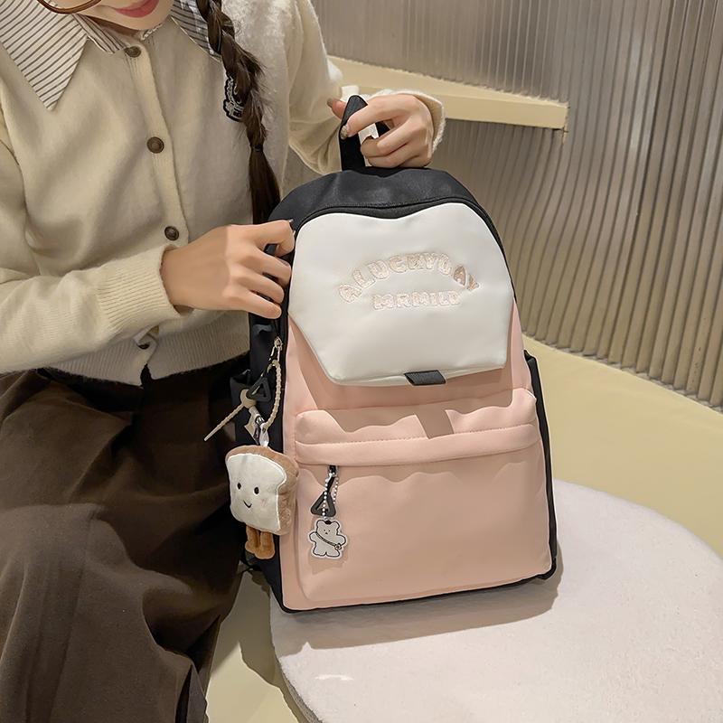 Женский рюкзак большой вместимости с цветными блоками для путешествий — фото 5