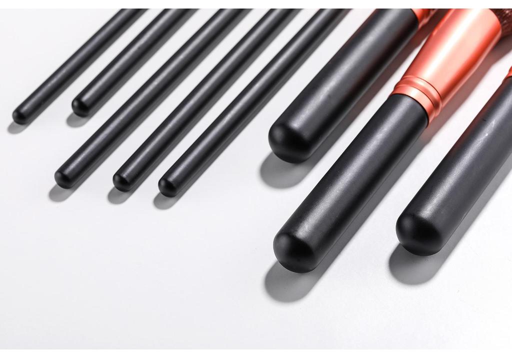 14-Piece Makeup Brush Set - No Logo, Perfect Beauty Tools for Foundation and More