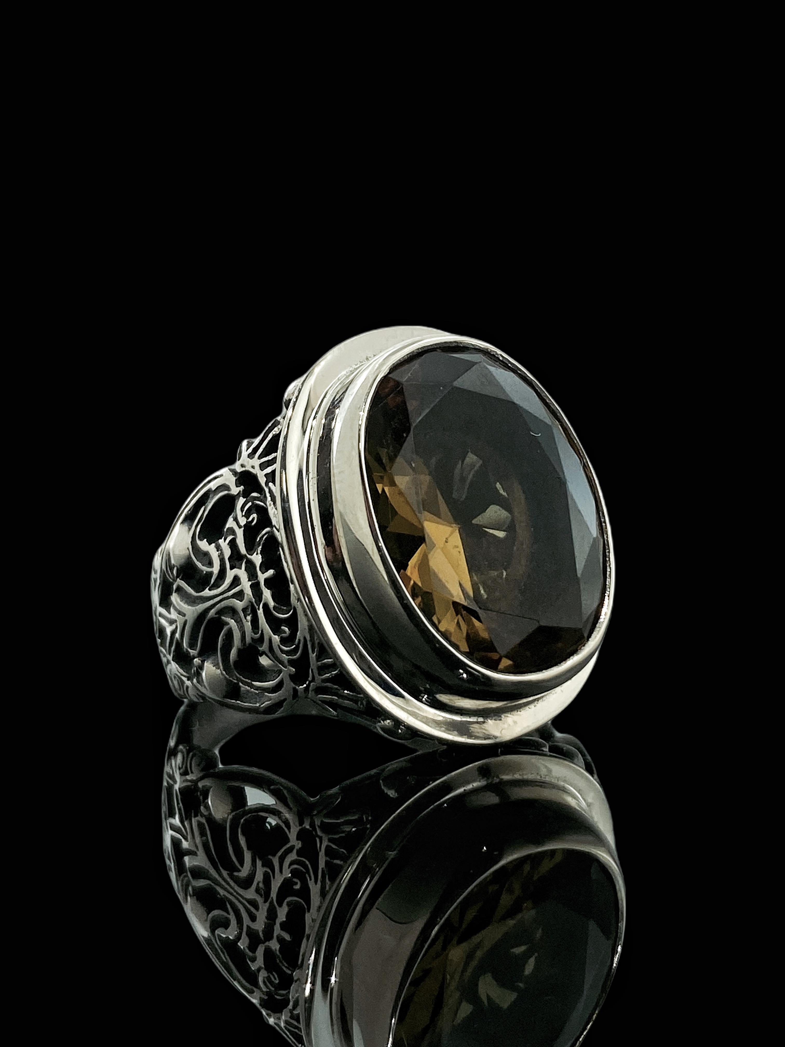 

Мужское кольцо из овального зултанита ручной работы из серебра 925 пробы