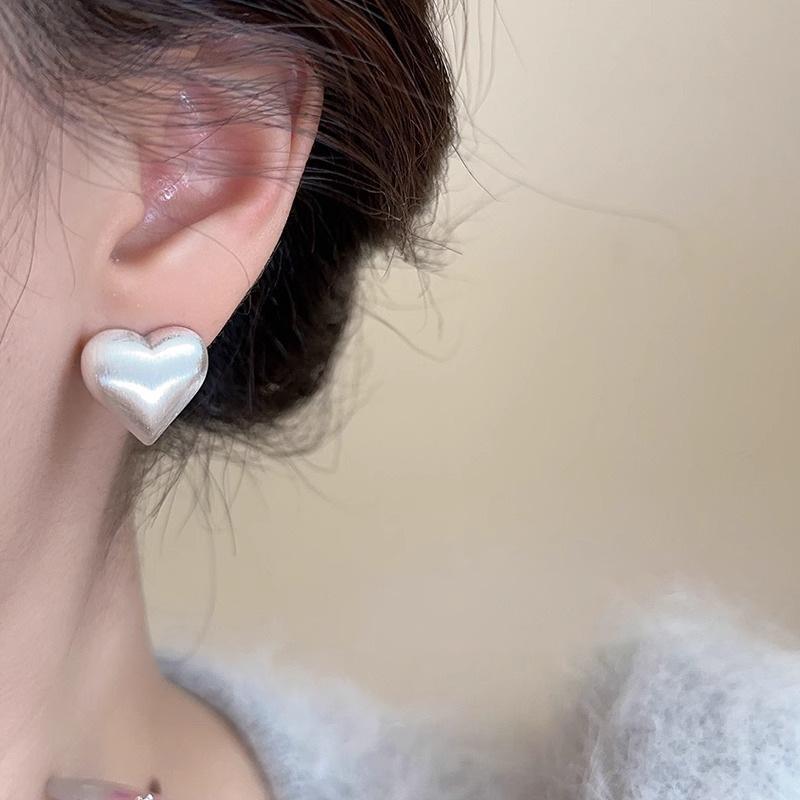Vintage Heart Stud Piercing Earrings For Women Girl Korean Fashion New Trendy Jewelry Accessories Gift Party Daily