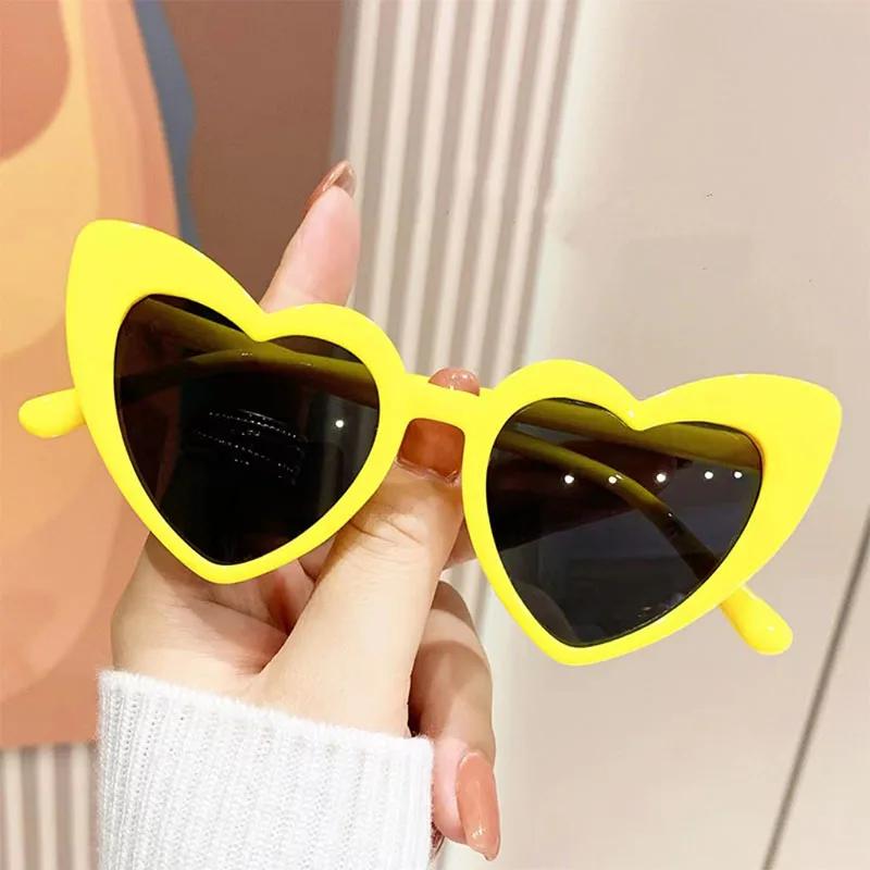 New Children Heart Shape Sunglasses UV400 Protection Large Frame Cute Girl Fashion Designer Sun Glasses Outdoor Baby Eyewear