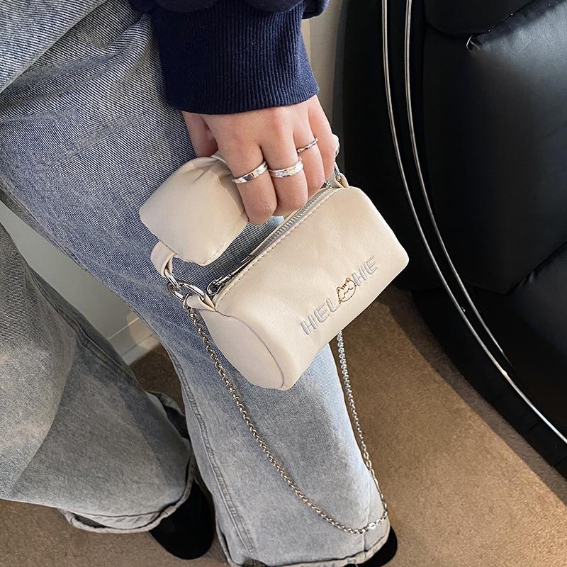 Mini small bag women's 2025 new Mori girl fashion bow foreign style versatile chain messenger small square bag