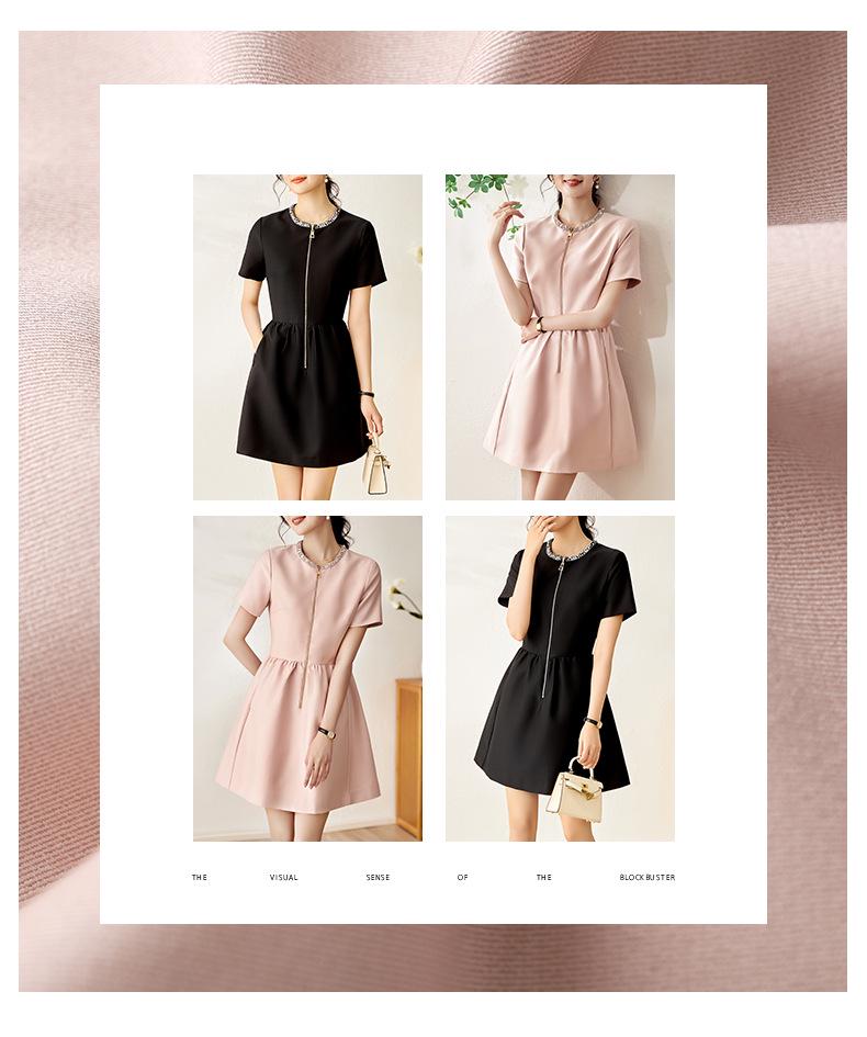 Ladylikes kurzes A-Linien-Kleid mit Strasssteinen und Perlen, taillenbetonend