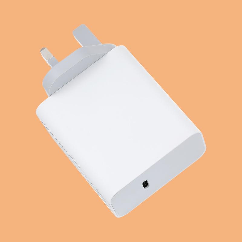 PD3.0 Fast Charging PD Charger PPS45W Charging Head Type-C Charger UKCA Certified British Standard Fast Charging Head