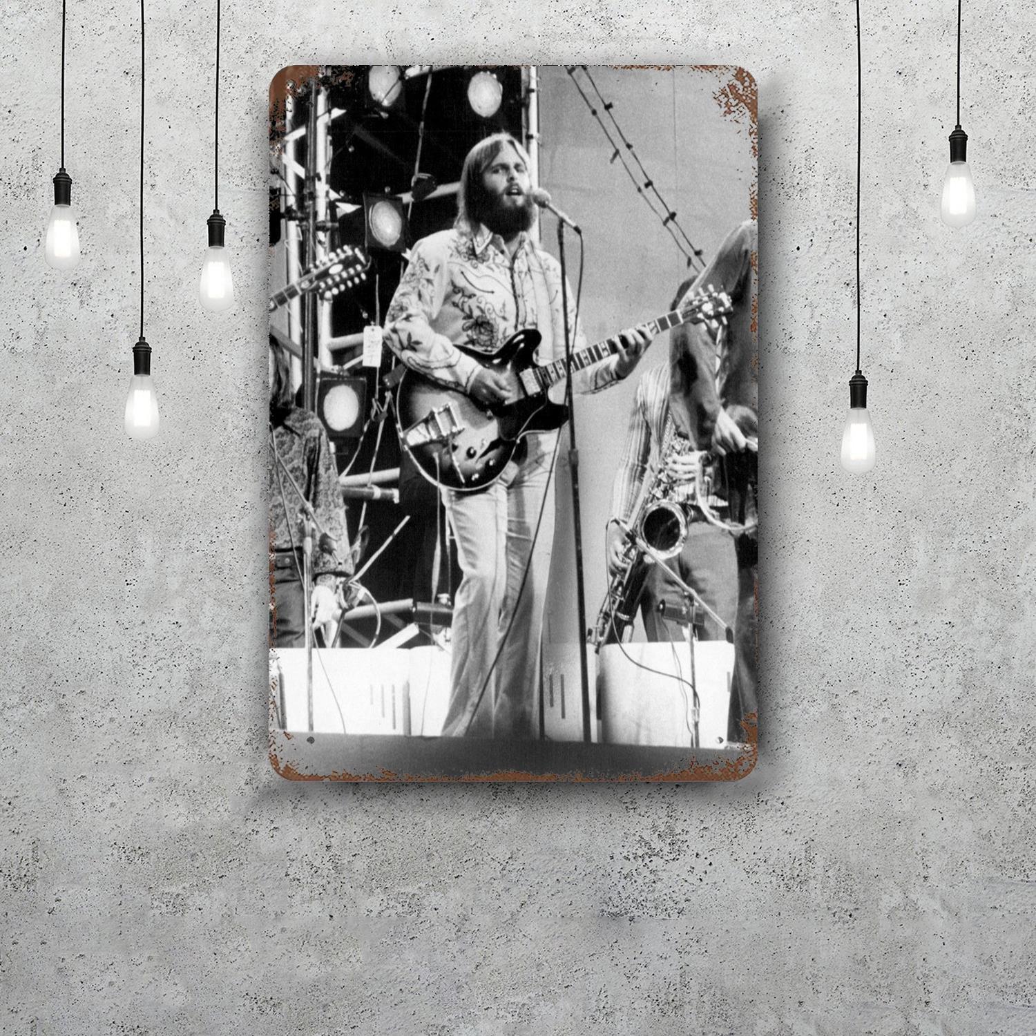 

Carl Wilson Retro Vintage Tin Sign Poster Decorative Plaque Metal Plate Wall Decor 20x30cm（7.8x11.8inch）