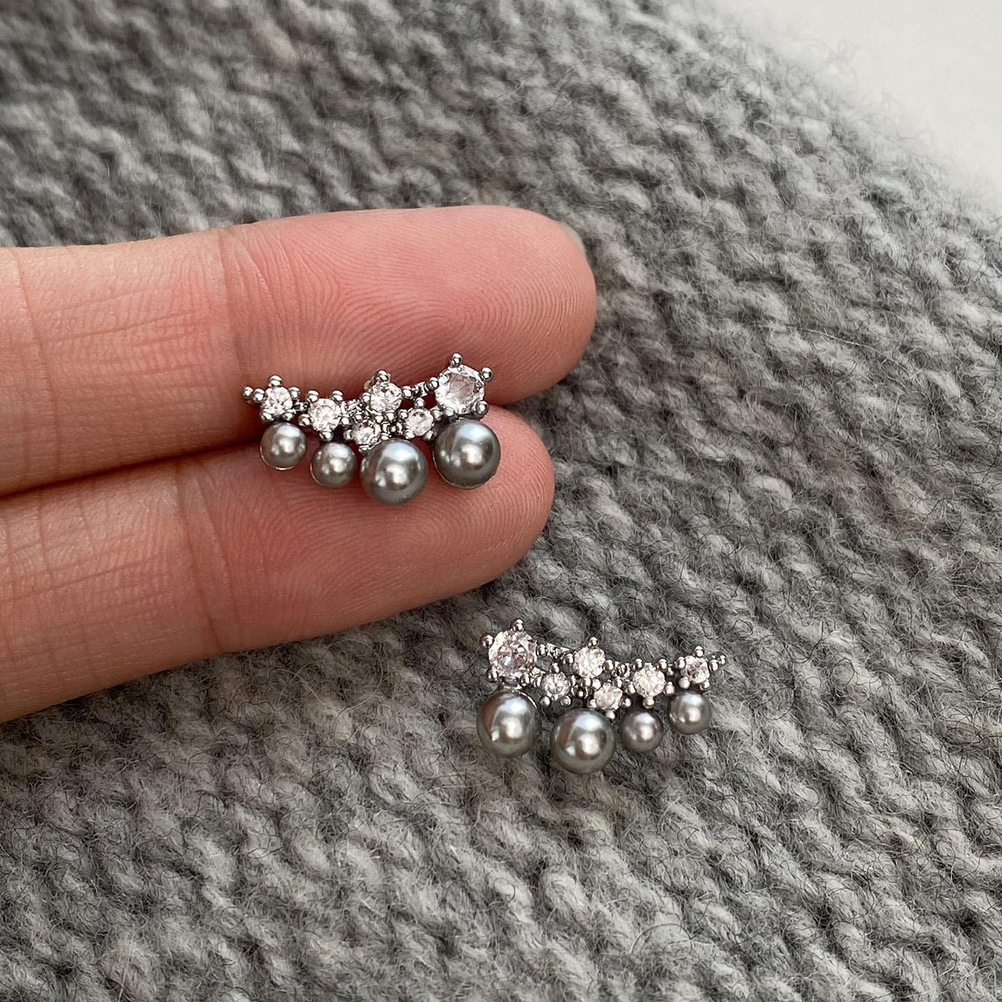 

New in fresh and cool diamonds inlay gray pearl earrings with a simple gentle and high-end earrings for women part jewelry gifts серебряный