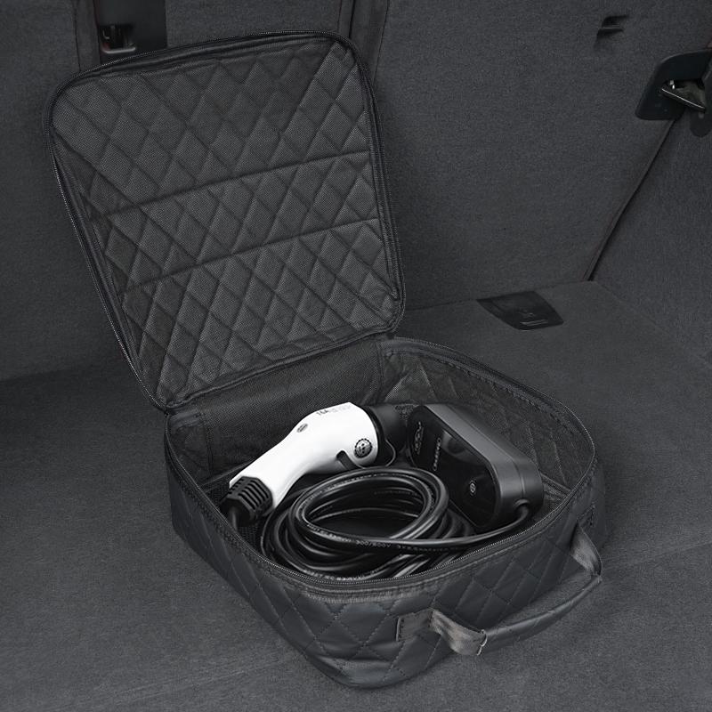 MEA4 Car Charger Leather Storage Pouch Waterproof Wear Resistant Cable Organizer Pouch For Mercedes-Benz GLC X253 X254 C-Class W205