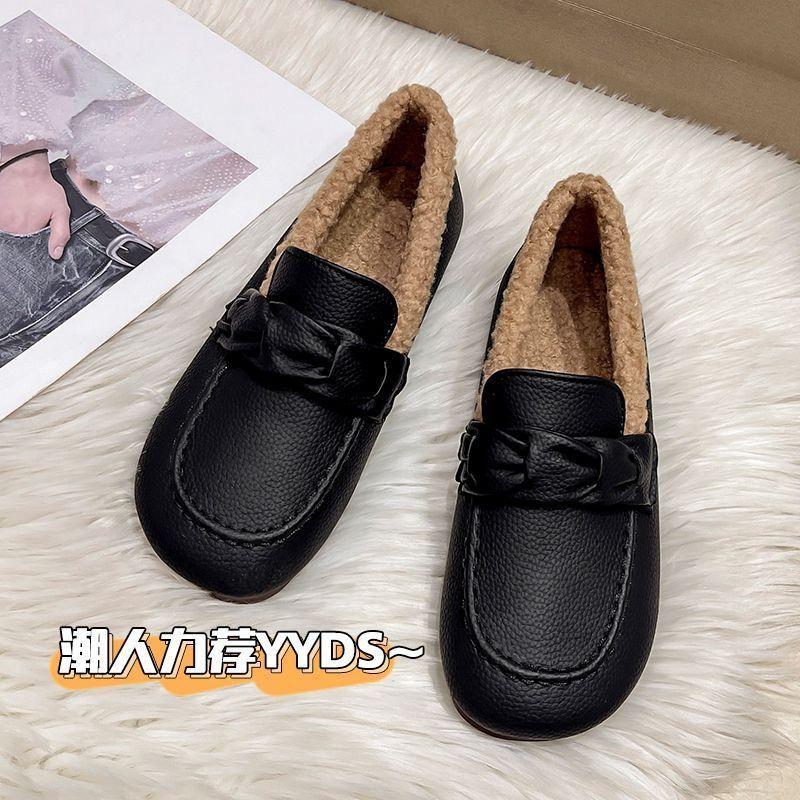 Velvet beanie shoes women's 2025 winter new soft-soled soft-faced mother flat-soled leather shoes warm versatile cotton shoes