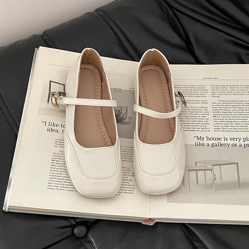 

Модные универсальные туфли-лодочки с квадратным носком, литературные маленькие кожаные туфли, женские, новые летние, с отделкой, с юбкой, на плоской подошве, темпераментные одинарные туфли 40 бежевый