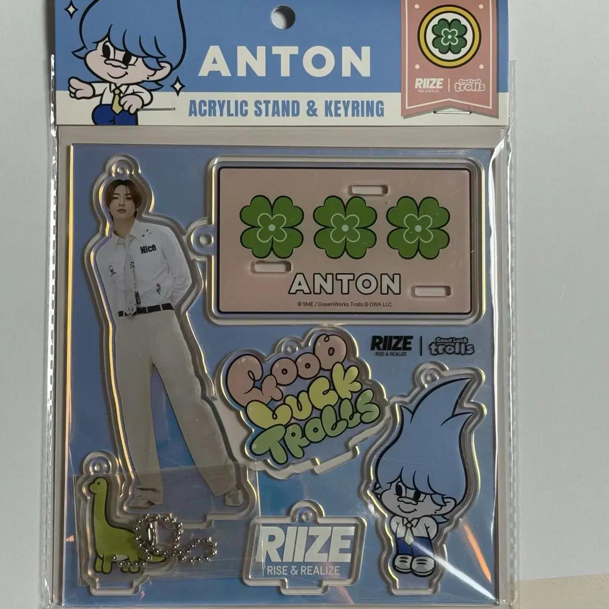 

RIIZE Акриловая подставка Chanyoung Troll