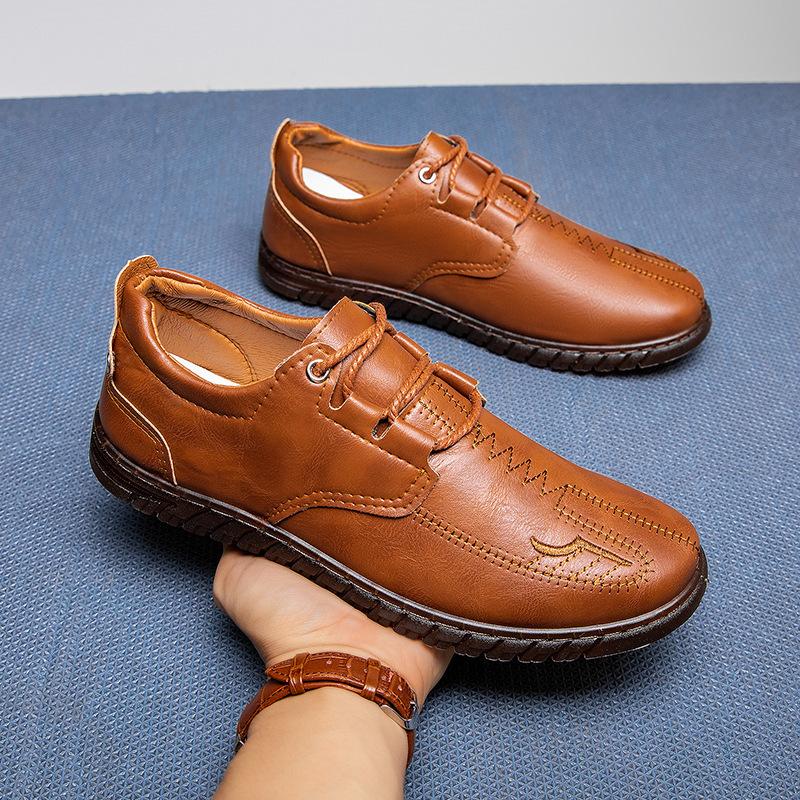 Men's Leather Shoes New Outdoor Casual Shoes Trendy Fashion Sports Soft-soled Casual Men's Shoes Korean Version Middle-aged Men's Shoes