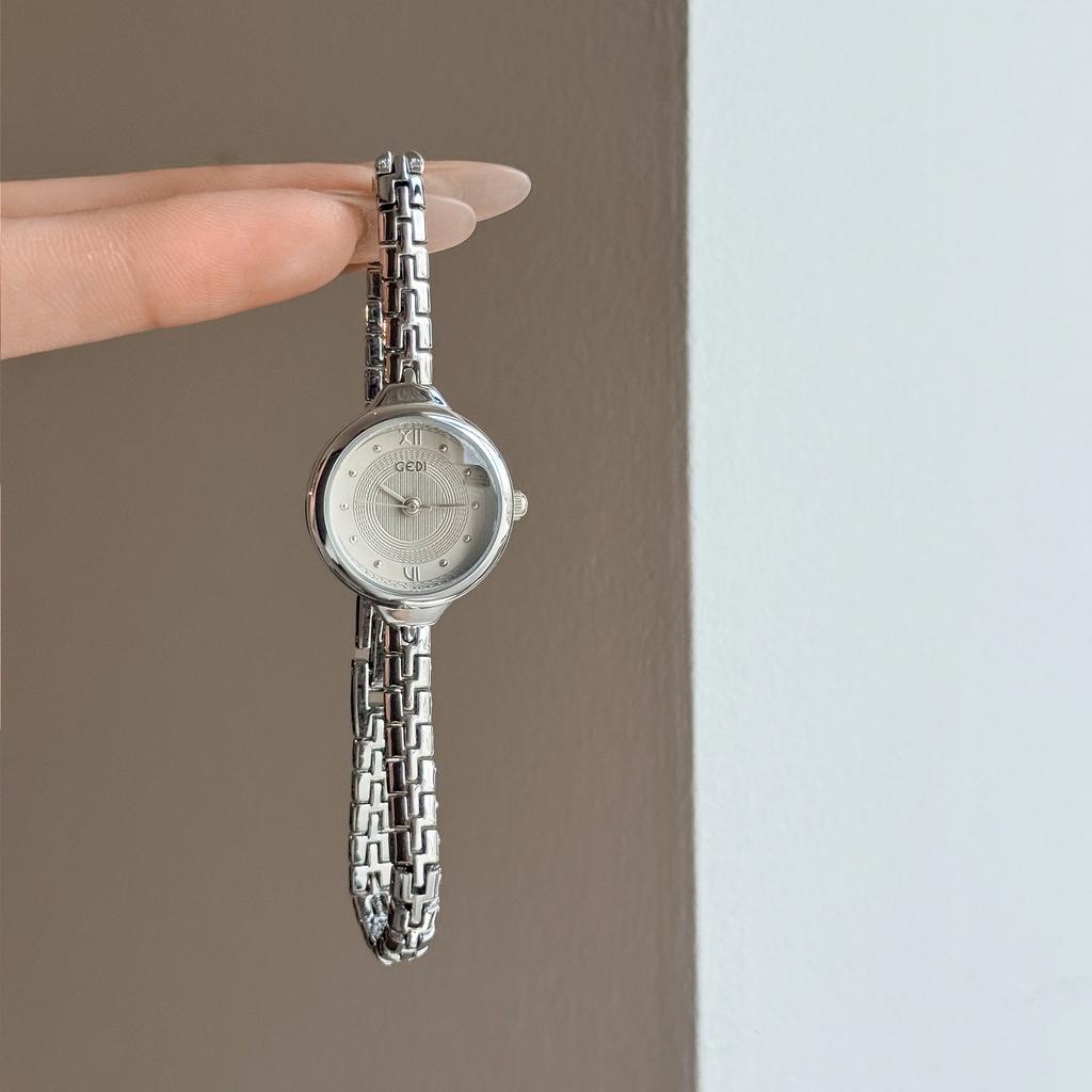 GEDI Mode Retro Luxus Damenuhr mit kleinem rundem Zifferblatt Armband Damen Uhren & Uhren zum Kombinieren mit Outfits Neu eingetroffen