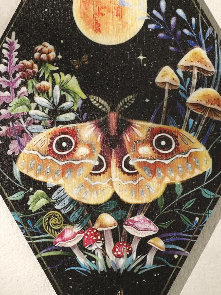 Mushroom Butterfly Pattern Wooden Wall Decor Rhomboid Wall Hanging Boho Home Decoration Witch Decor Room Decors Aesthetic Gift