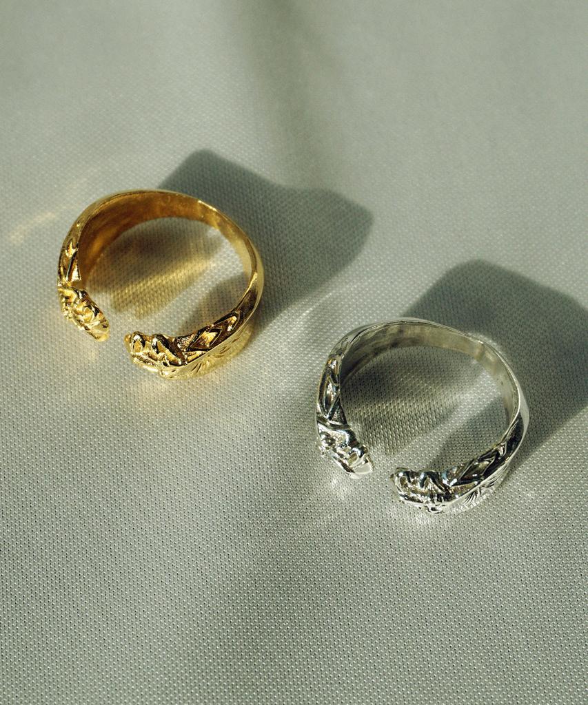Bizarre Jewelry E.Op Ring
