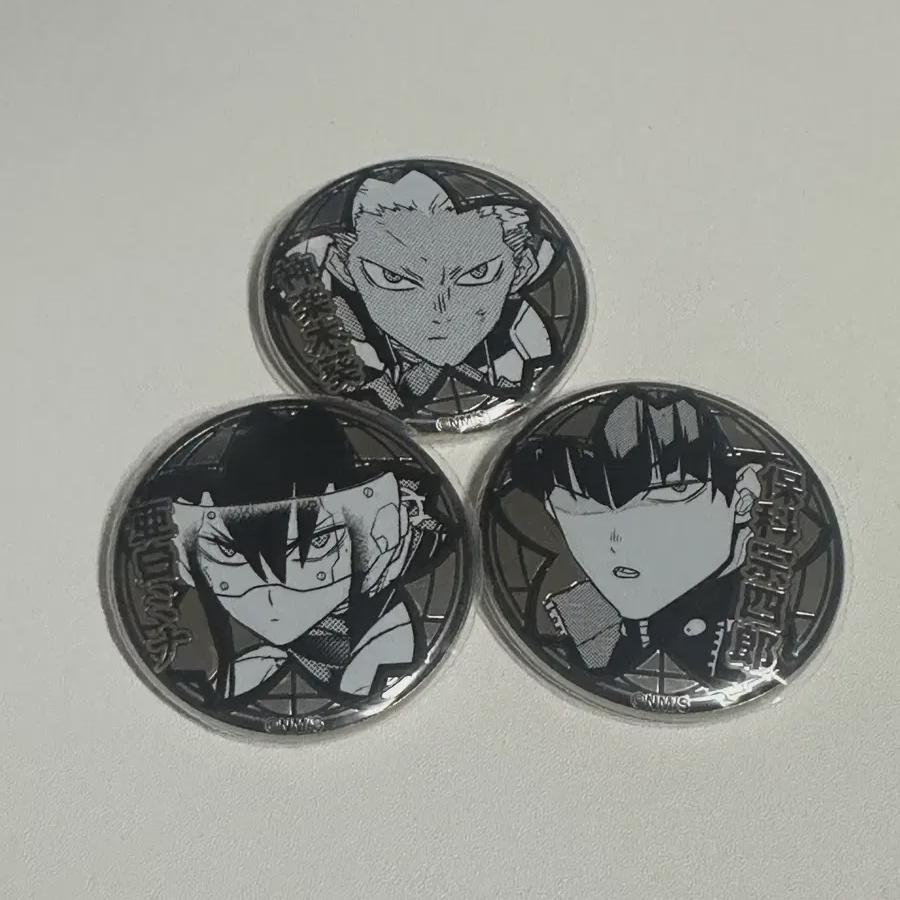 

Monster 8 Original Picture Exhibition Will Be Sold As A Set Of Hoshina Aoi Mina White And Silver Badges