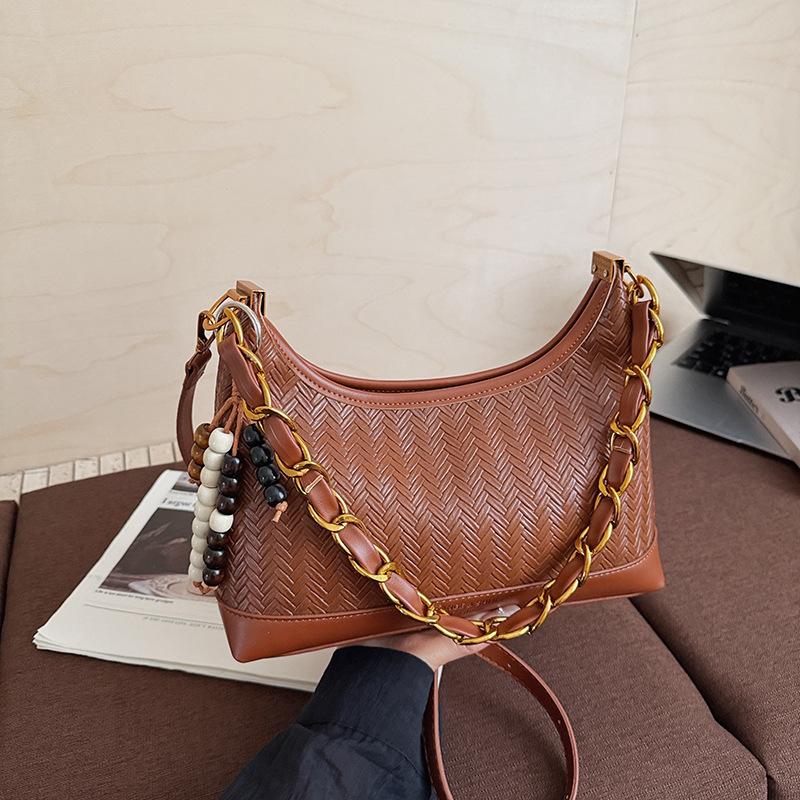 Korean Version Niche Chain Portable Bucket Bag Women's 2025 Autumn New Texture Versatile Trend Shoulder Messenger Bag
