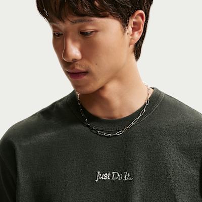 Unisex Nike T-Shirts Men's Newsprint Crew Neck