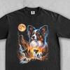 Papillon heult zum Mond. Vintage Hund Grafik T-Shirt. Lustiges Geschenk für Tierliebhaber. Übergroßer Streetwear Wilde Nacht. Sterne Unisex 90er Y2K T-Shirt