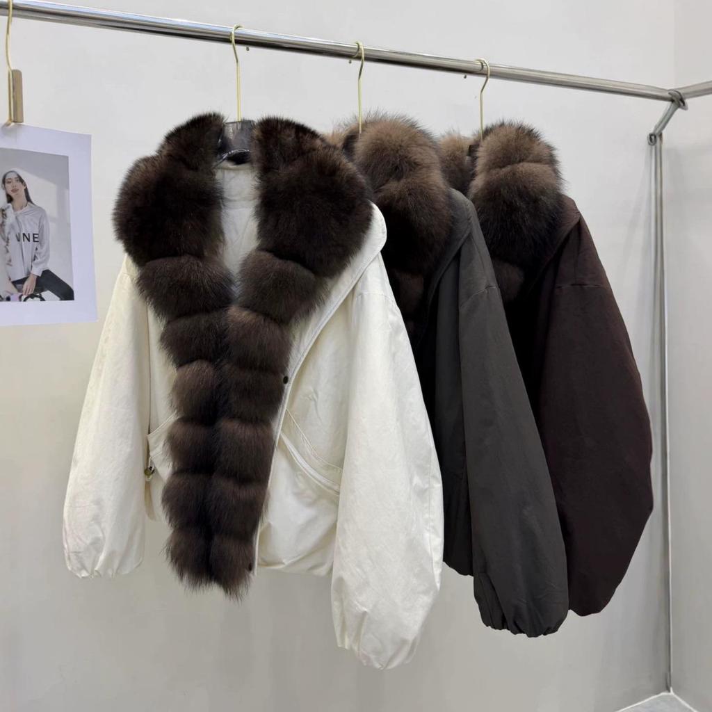 Women's Fashionable Down Jacket with Real Fox Fur Collar, Loose Fit, Thick and Warm Winter Outerwear.