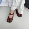Fashion 2025 Split Toe Mary Janes Women Buckle Strap Tabi Ninja Shoes Trotter Flats Ladies Barefoot Tabis Mocassines Mujer Japan Loafers