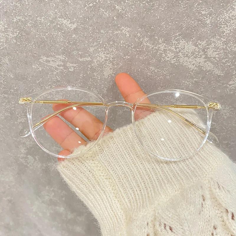 Trendy Blue Light Blocking Glasses Vintage Round Frame Myopia Eyewear for Men Women Luxury Minus Diopter