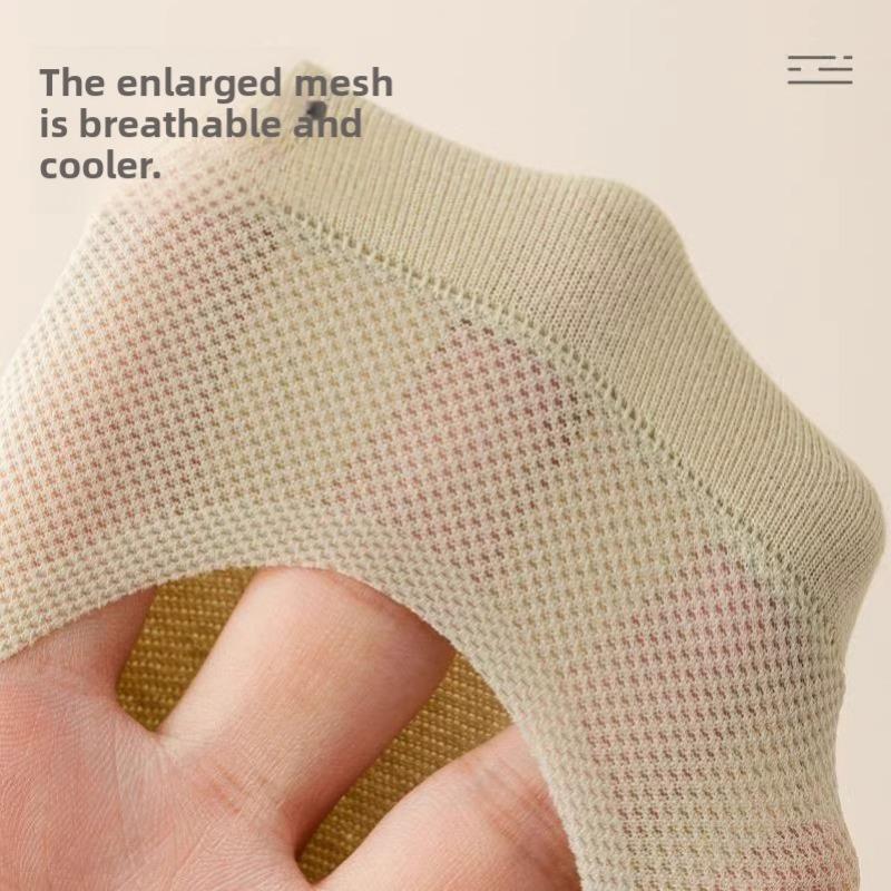 5 Pairs of Women's Spring and Summer Shallow Cut Anti Slip Perforated Net Invisible Boat Socks