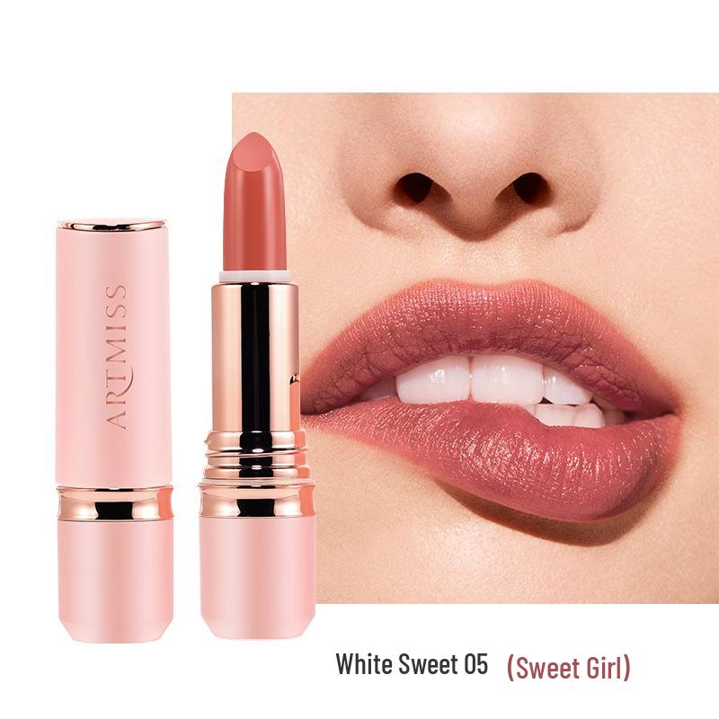 ARTMISS Matte Velvet Lipstick - Non-Stick, Long-Lasting, Non-Fading, and Non-Drying.