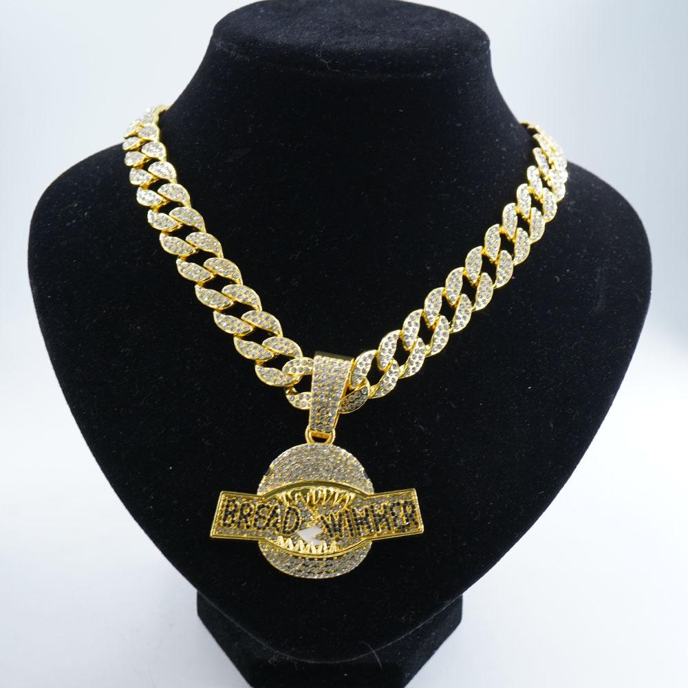 Heiß verkaufte kreative europäische und amerikanische Hip-Hop-Halsketten-Accessoires, Voll-Diamant-Haifischbuchstaben-Anhänger, Accessoires für Herren und Damen