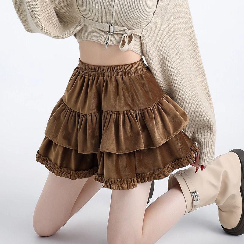 Women's French Retro Velvet High-Waist A-line Skirt: Pleated, Fluffy, Anti-exposure Design for Autumn/Winter