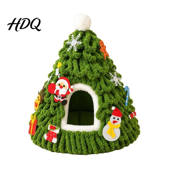 Tree Shaped Cat Bed Christmas Bed Foldable Semi-Enclosed Felt Cave 3D Gift for Cats Holiday Pet House Soft Yarn Hideaway Indoor Cats Xmas