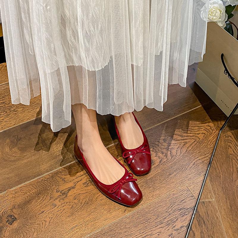 Red Bow Single Shoes Women's Flat Square Heel High Heels Black Shoes Shallow Mouth French Ballet Soft Sole Low Heel Women's Shoes