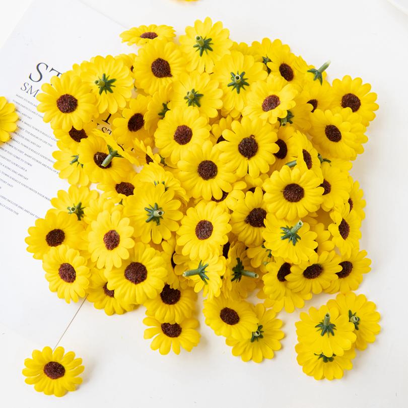 100Pcs 4Cm Artificial Sunflowers Scrapbook Christmas for Home Wedding Birthday Decortion Garden Diy Candy Box Bridal Accessories
