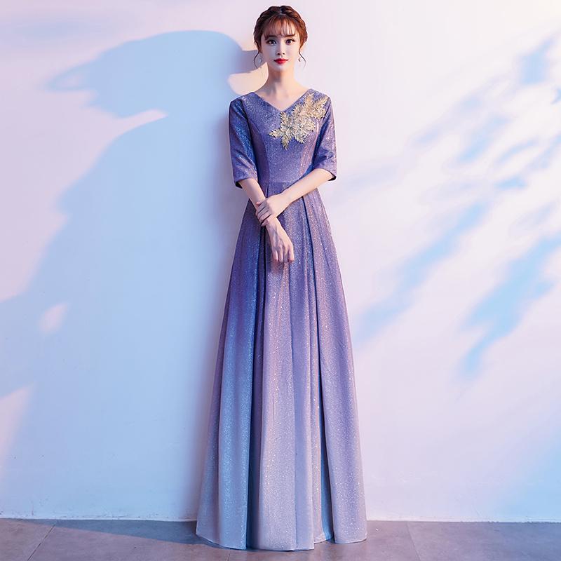 Elegantes rotes Abendkleid für 2025: Bankett-Gastgeber und Bühnenkleidung