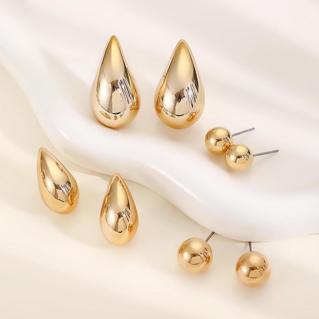 Elegant French Water Drop Small Bean Earrings for Women - Niche High-End Cold Style