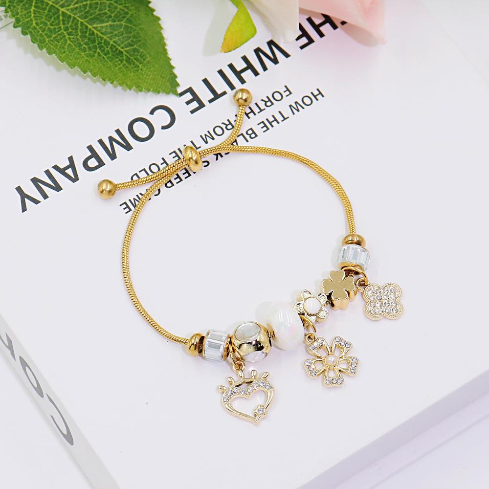 Four Leaf Clover Diamond Bracelet Best Friend Gift With Floral Hollow Heart Pendant Jewelry