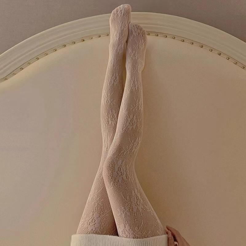 Sexy Black White Lolita Hollowed Lace Mesh Stockings Bottomed Pantyhose Japanese Goth Floral Rattan Stocking Hot Classic Tights