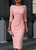 Europäische und amerikanische Damenbekleidung, ein schulterfreies, figurbetontes Hüftkleid mit sieben Viertellängen, gefaltetes Temperament-Bankettkleid, Größe M und L