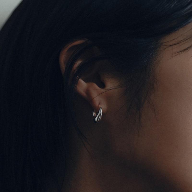 KODO Small Velvet Edge Hoops