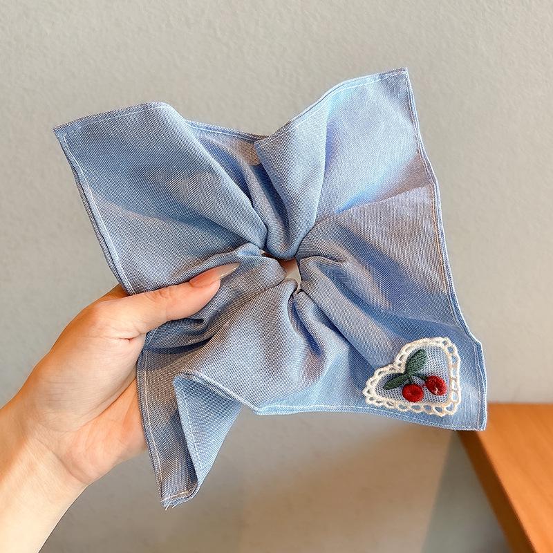 Korean Style Spring/Summer Floral Intestine Hair Scrunchie for Women – Elegant Ponytail Tie and Mori Girl Accessory.