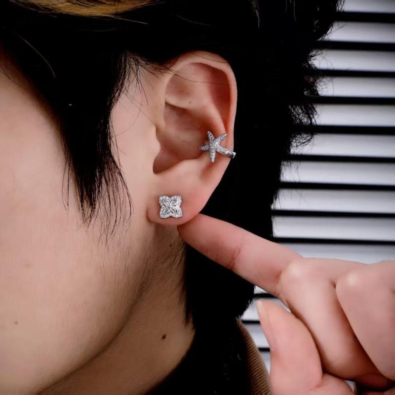 Zircon Ear Stud Earrings with Subtle Inlay - Simple Yet Elegant, Fashionable and Grand - Men's Ear Ring Accessories with A Refined Style