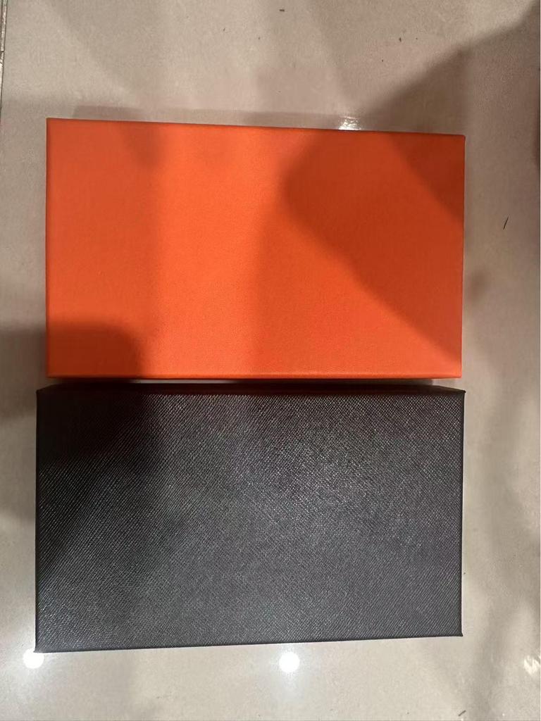 Premium Leopard Print Drop-Proof Case for Google Pixel 9XL & Pixel 8 Pro with Carbon Fiber Texture