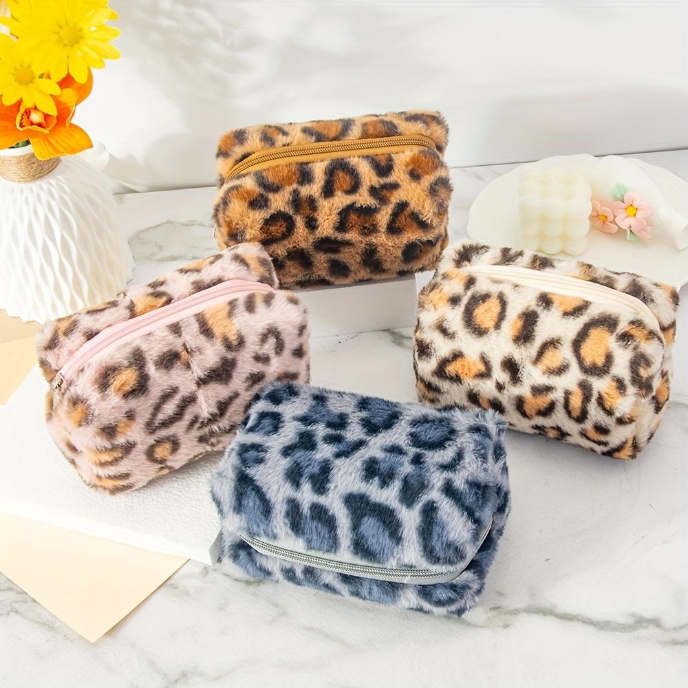 1pc Leopard Print Plush Makeup Bag Large-Capacity Cosmetic Bag Pen Case Unisex Travel Toiletry Organizer Bag