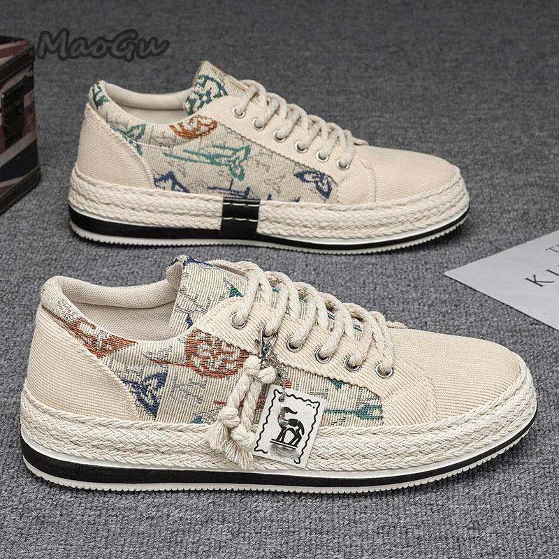 Fashion Comfortable Men's Woven Shoes Canvas Casual Loafers Slip On Tassel Decor Men Soft Sole Outwear Versatile Walking Sneakers 39-44