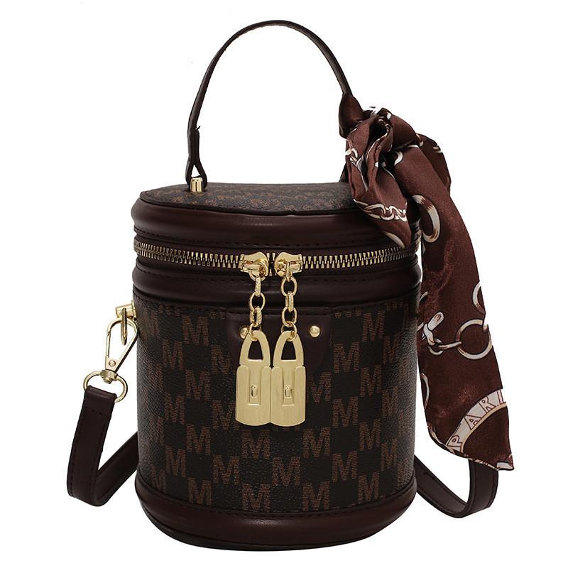 Ielgy Ladies Niche All-Match Messenger Bag Texture Portable Silk Scarf Bucket Bag