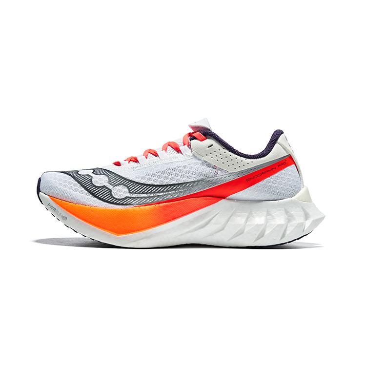 

Новые Saucony Endorphin Pro 4 Белый Черный S20939-129 40