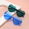 Exaggerated Peach Heart One-Piece Sunglasses – Candy Color for Parties and Performances
